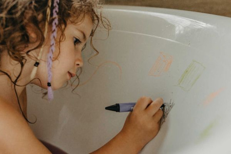 Mini U - Kolorowe Kredki do Kąpieli dla Dzieci – Rysowanie w Wannie bez Plam, 96g