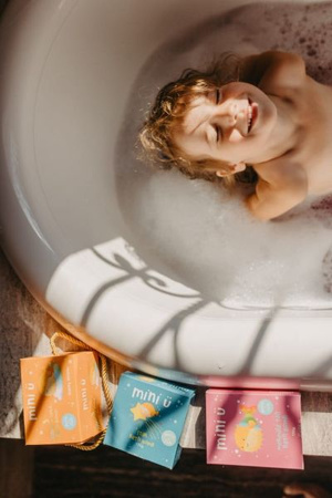 Mini U - Kolorowa Kula do Kąpieli w Kształcie Księżyca, 120g