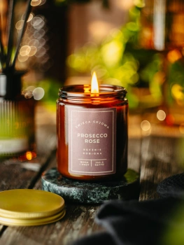 Wosk i Knot świeca sojowa Prosecco Rose 200g